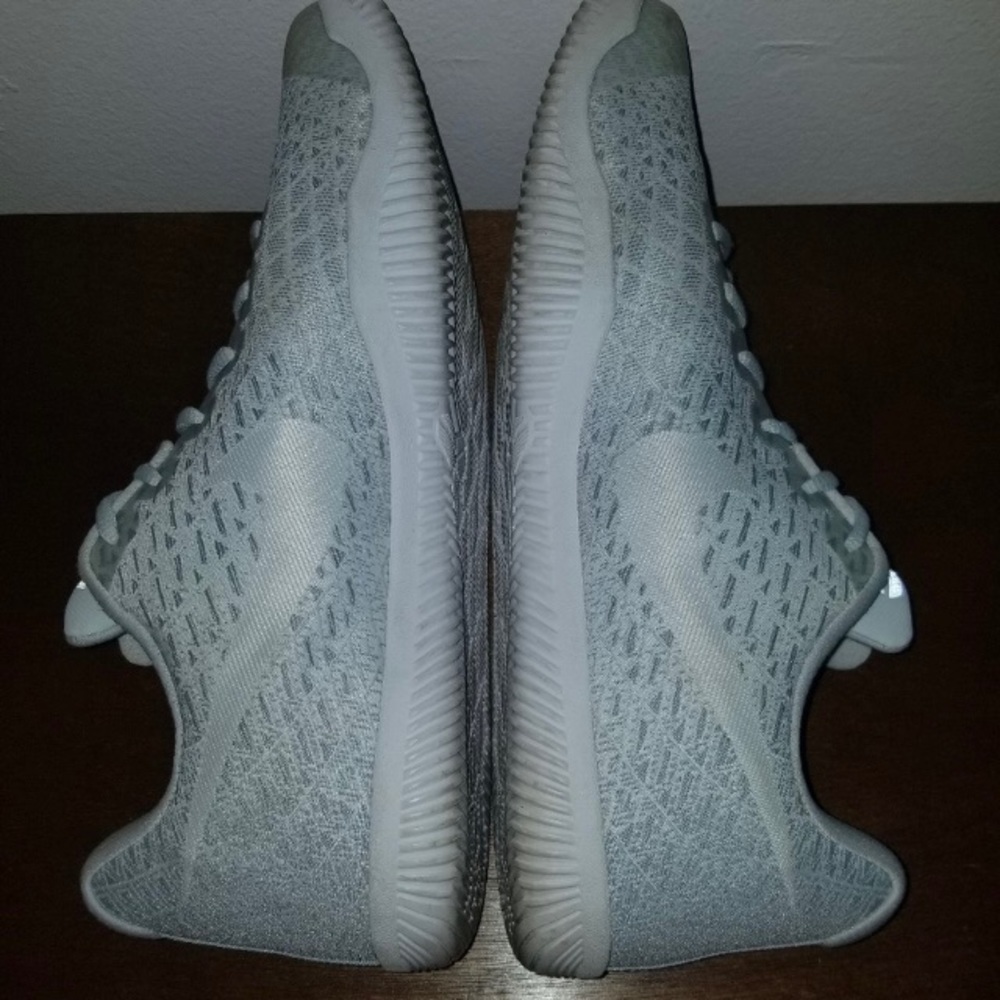 Nike Kobe “Mamba Rage Pure Platinum”